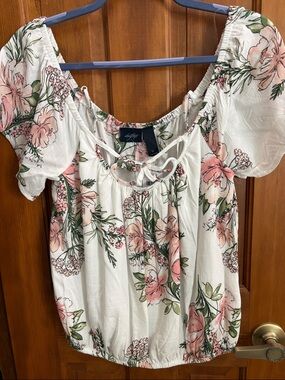 Dollhouse White Floral Puff Sleeve Tie-Front Top - Pink & Green
